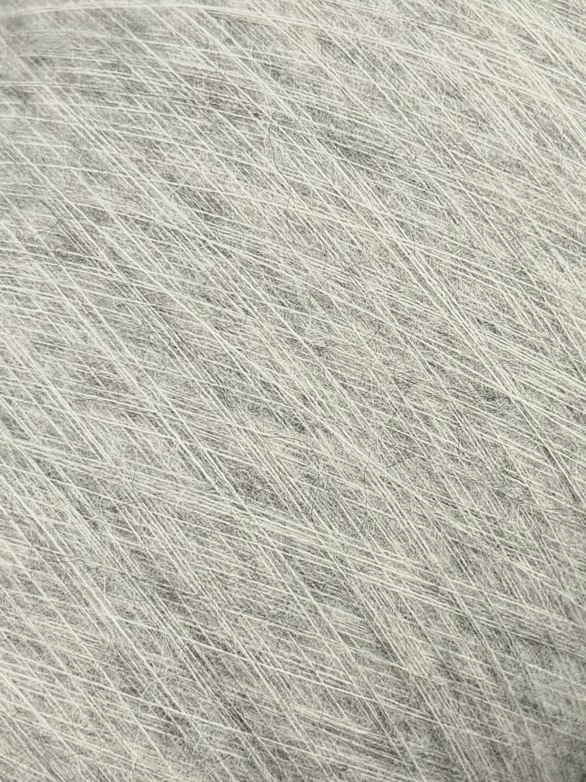 Pecci Filati Art. Frusciante Baby 3000 m / 100g – Filato in seta e alpaca col. Grigio mélange